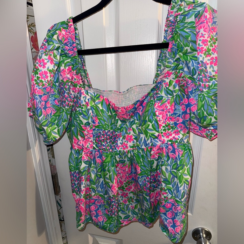 Lilly Pulitzer Kay short puff sleeve top 
A Cherry on  Top